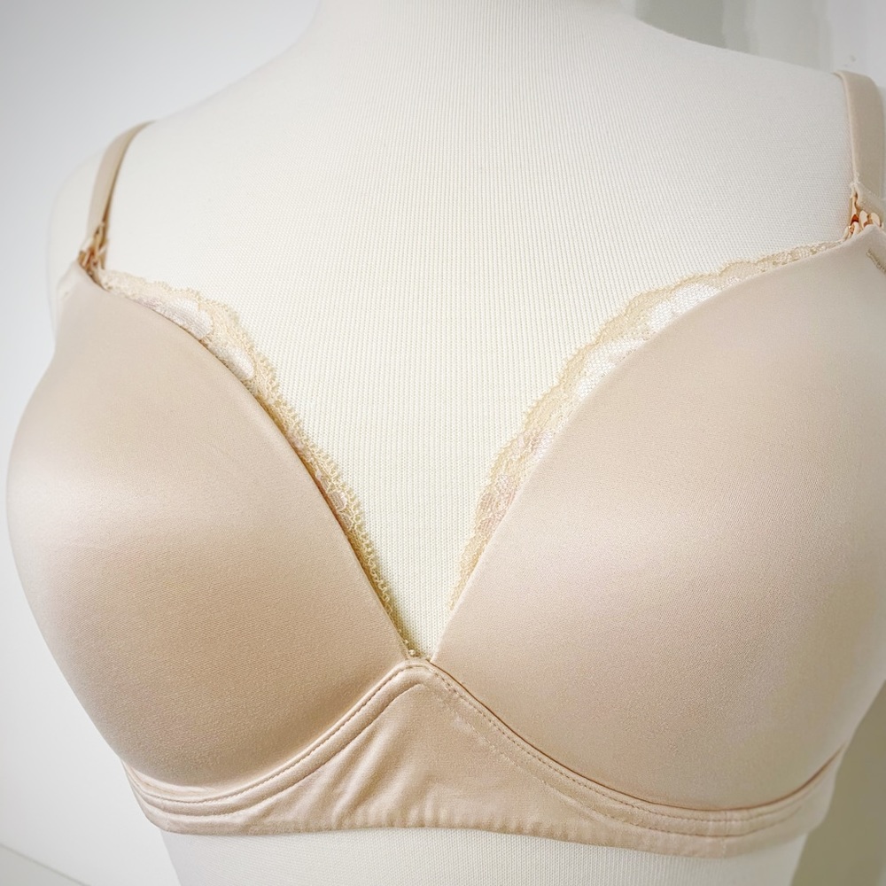SET of Victoria Secret Padded and Wireless Maternity / Nursing Bras - 34DD - Picture 9 of 16